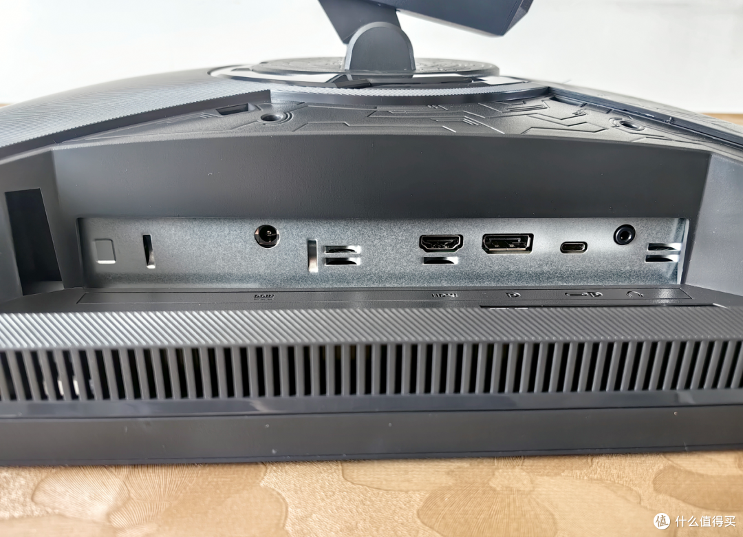 你敢相信?不到两千买ROG 4K双模显示器!ROG绝神27Pro显示器评测