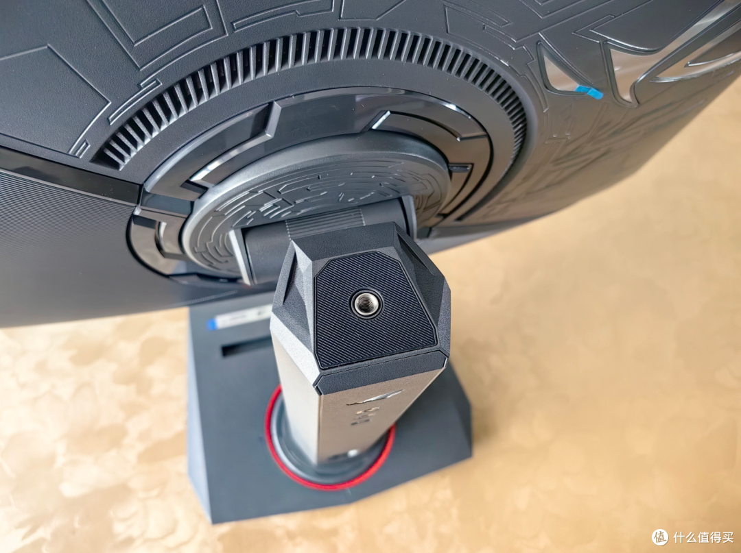 你敢相信?不到两千买ROG 4K双模显示器!ROG绝神27Pro显示器评测
