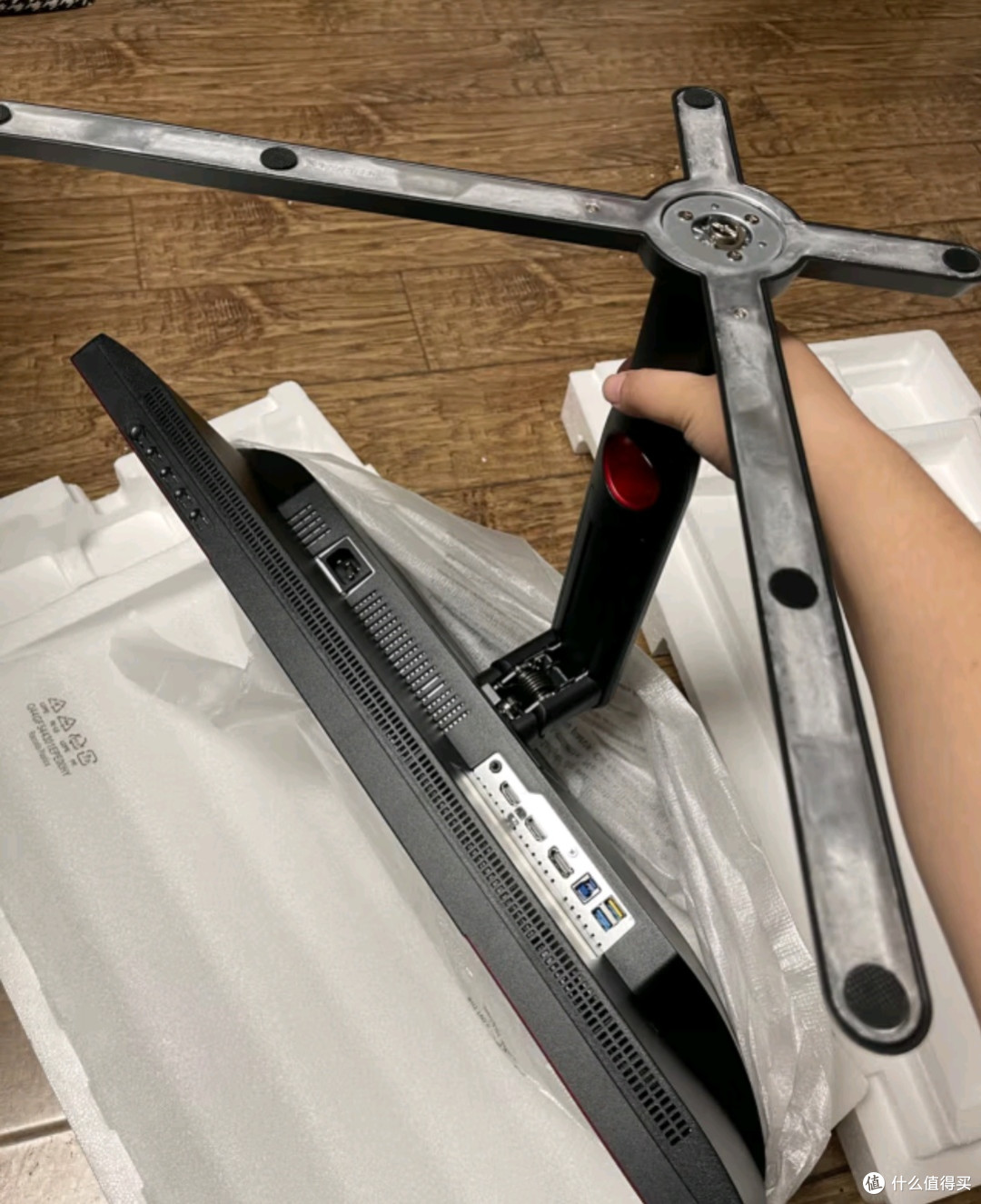AOC U27G3XM显示器深度评测：4K高刷MiniLED电竞屏的破局者