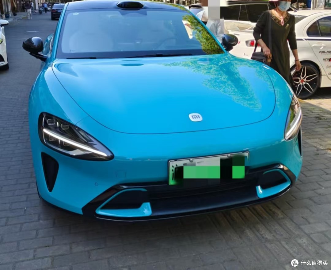 深夜致歉?小米汽车对SU7 Ultra前舱盖问题回应,诚意几何?