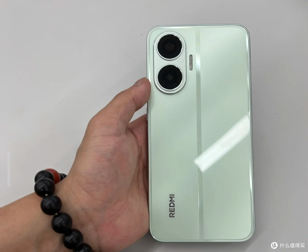 不焦绿配色太吸睛！红米Turbo 4 Pro