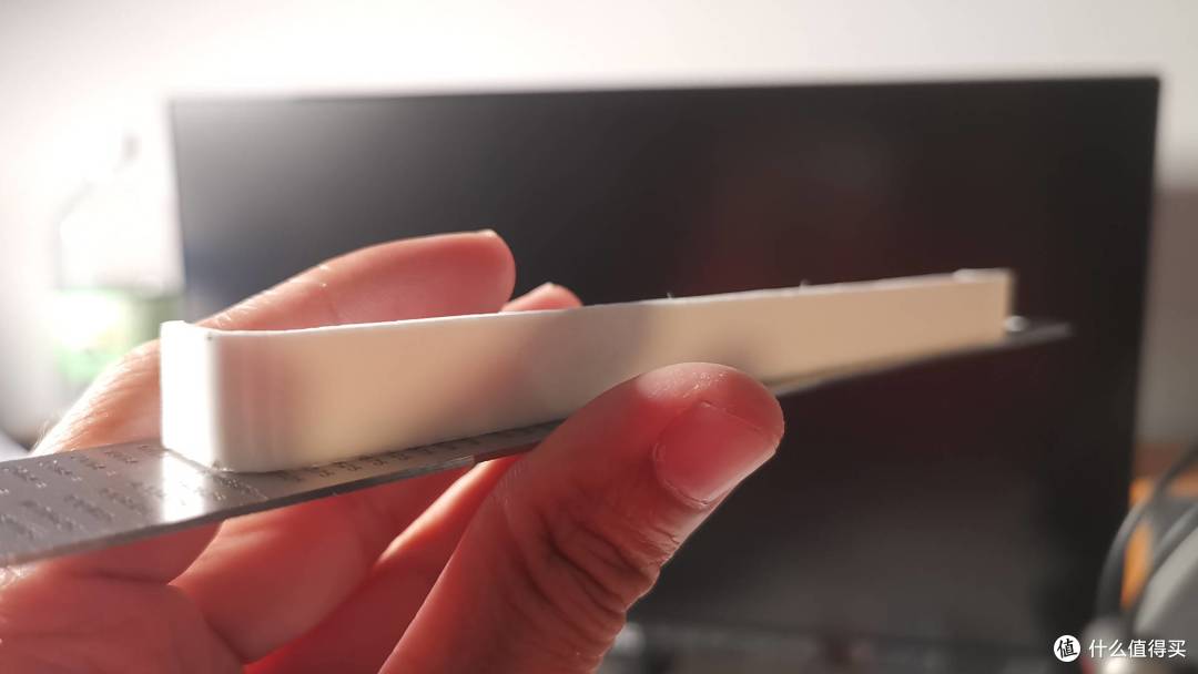 从iPad拆屏到环氧树脂浇壳:我的便携屏手工DIY全记录