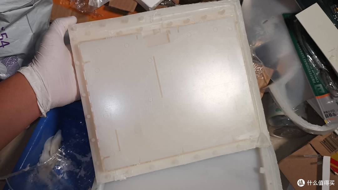 从iPad拆屏到环氧树脂浇壳:我的便携屏手工DIY全记录