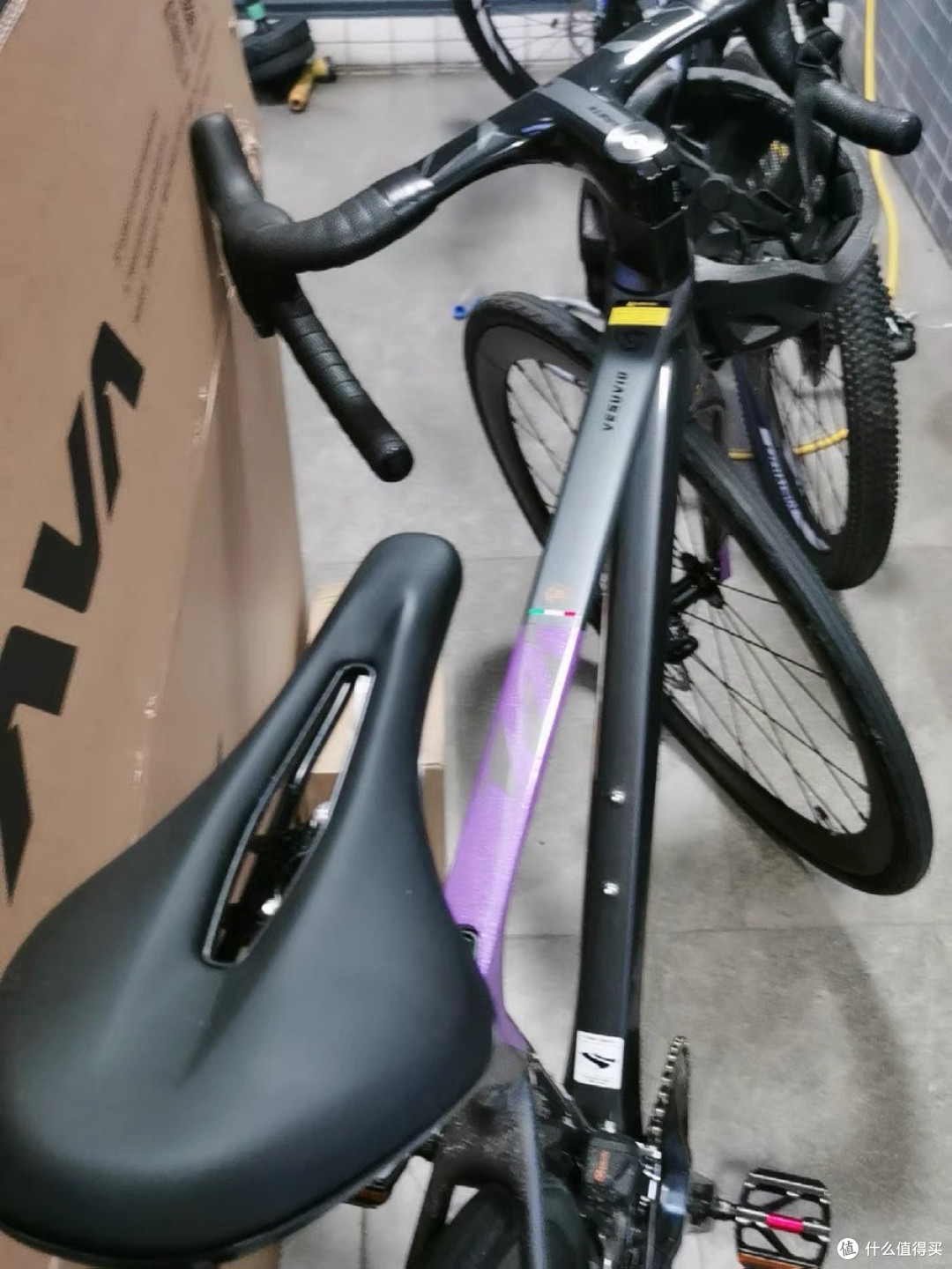 JAVA佳沃维苏威碳纤维公路自行车