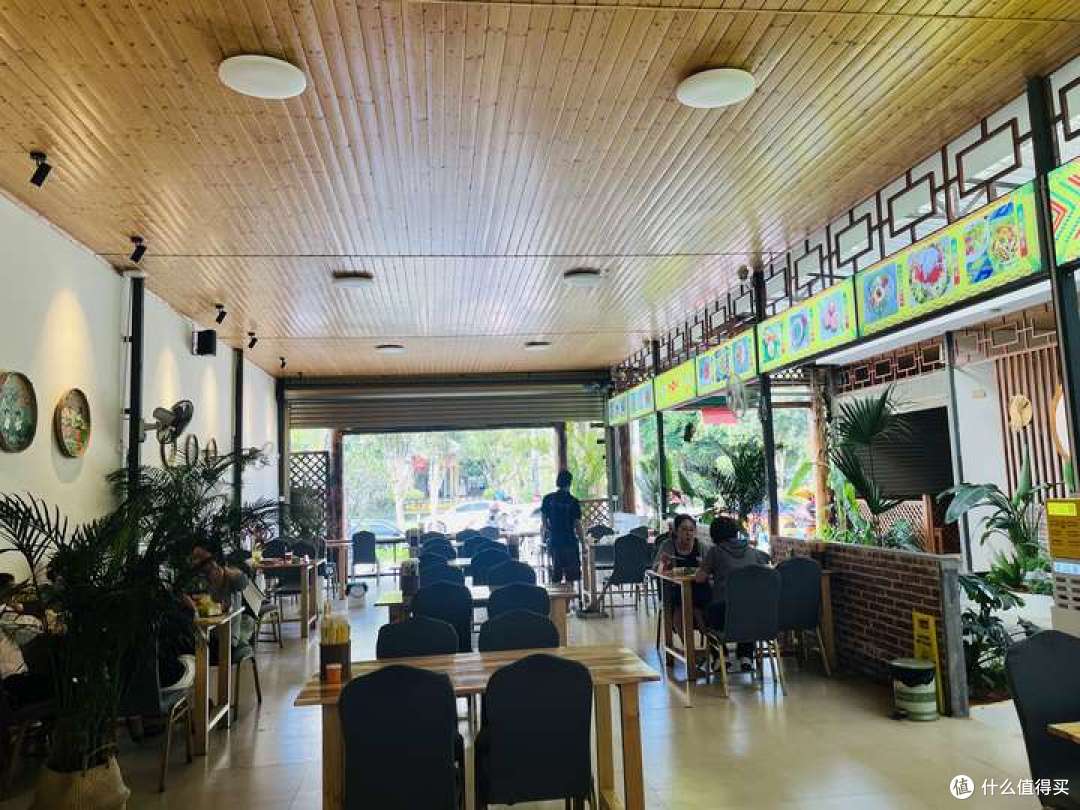 芒市游记，芒市都有啥好玩好吃的？