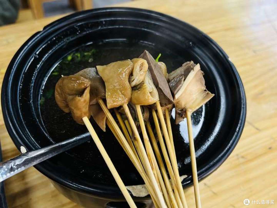 芒市游记，芒市都有啥好玩好吃的？