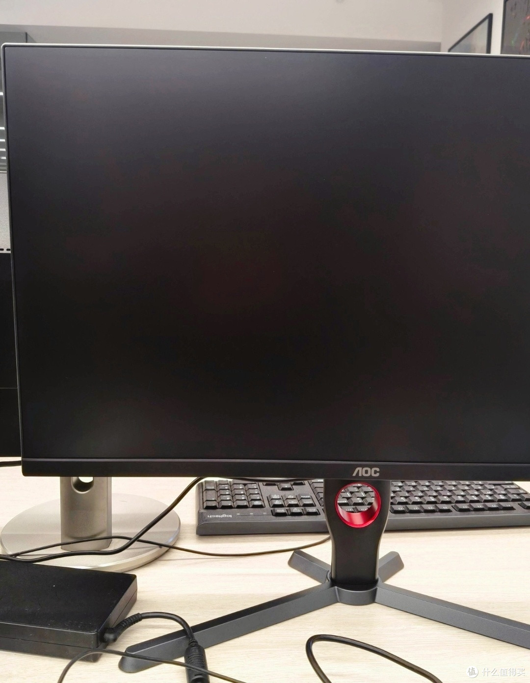 AOC Q27G10ZE:2K 高刷电竞显示器,畅享游戏视觉体验