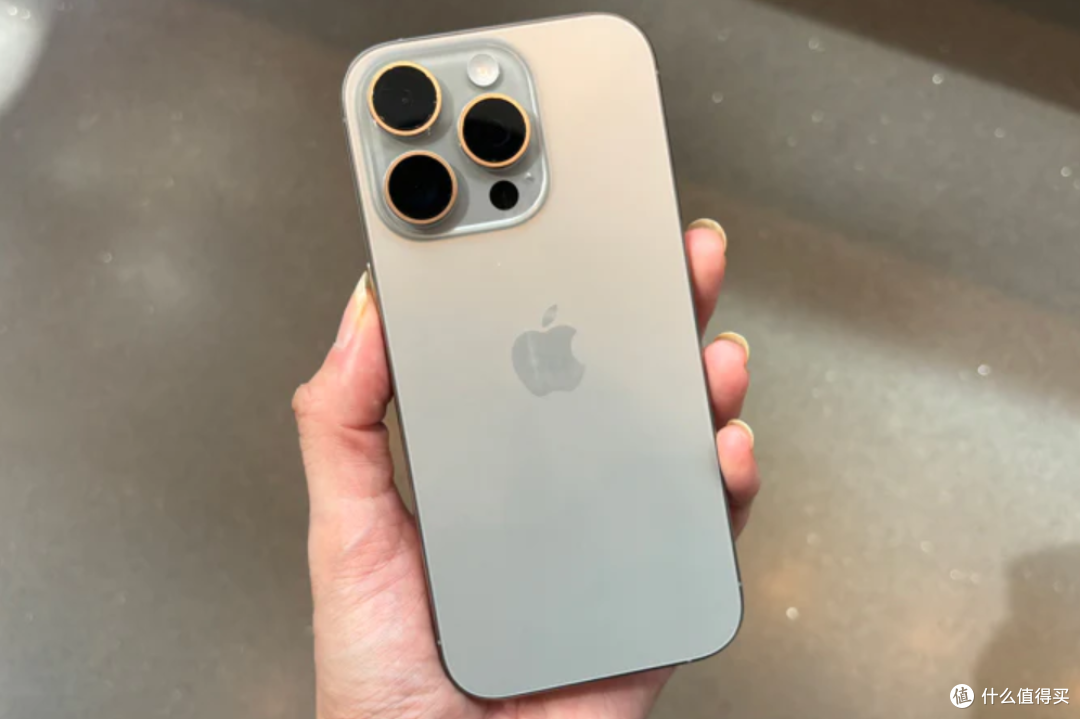 iPhone 16 Pro直降2500!苹果终于扛不住了?
