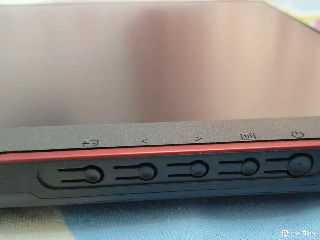 AOC Q27G10H 电竞显示器深度评测:2K高刷的视觉革命