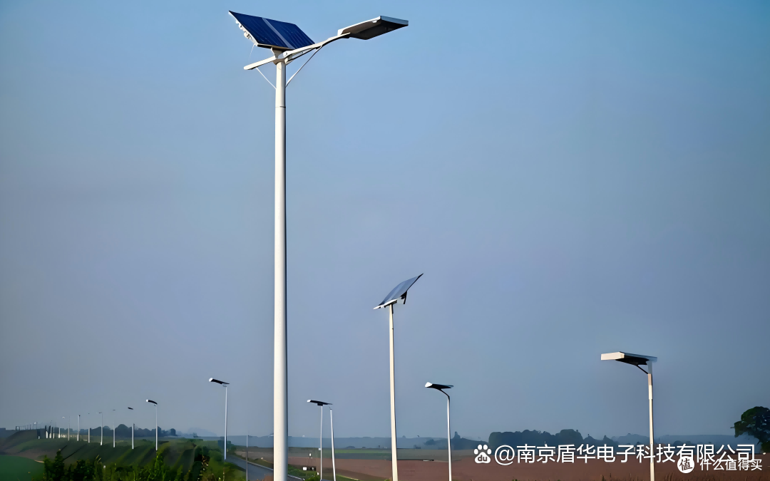 风光互补智慧路灯：绿色能源与智慧城市的融合