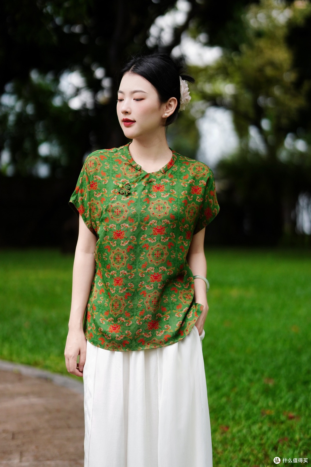 在衣袂翩跹处，听见时光的私语｜如懿锦绣新中式