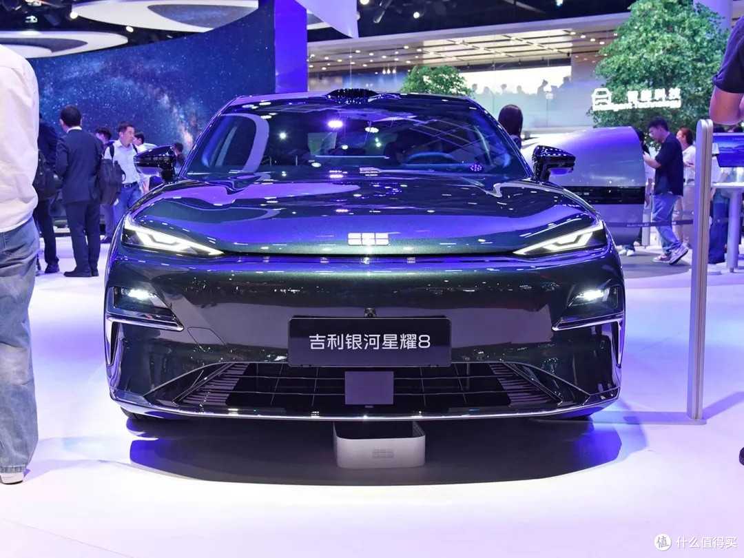 11.58万起的中大型轿车，长超5米，续航1500km，连悬架都软硬可调