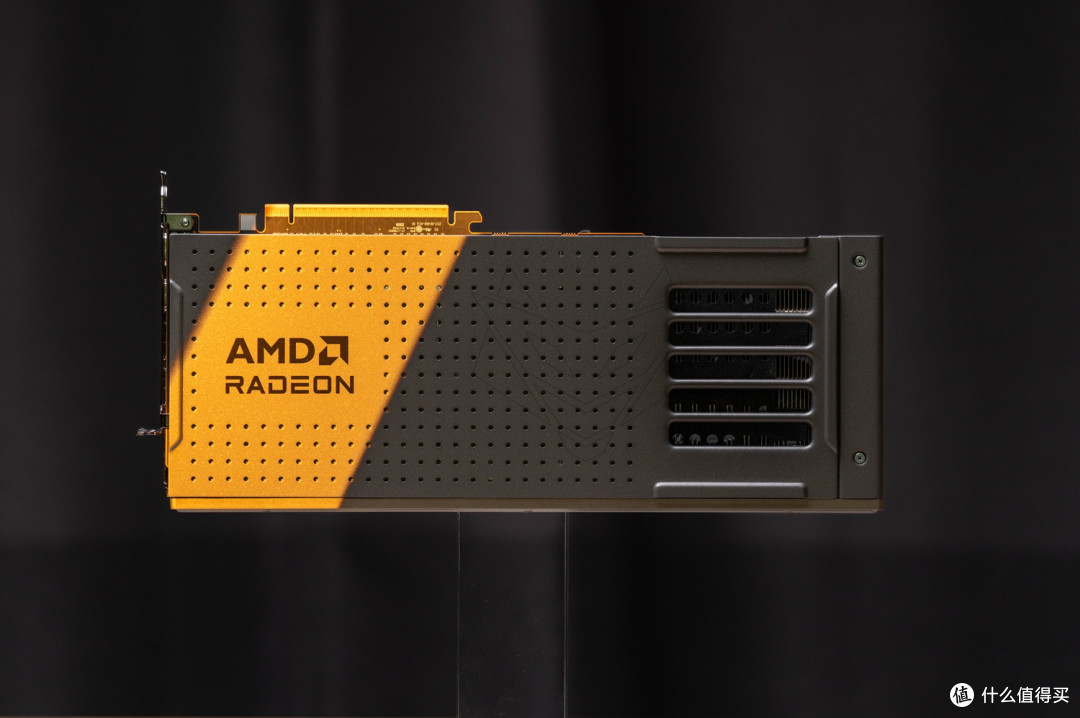 实测22款游戏！AMD RX9070是4K游戏入门卡还是爽玩卡？