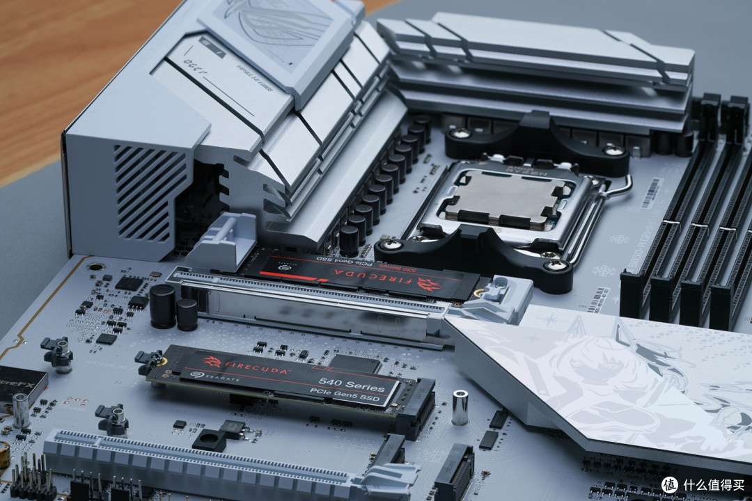 实测22款游戏！AMD RX9070是4K游戏入门卡还是爽玩卡？