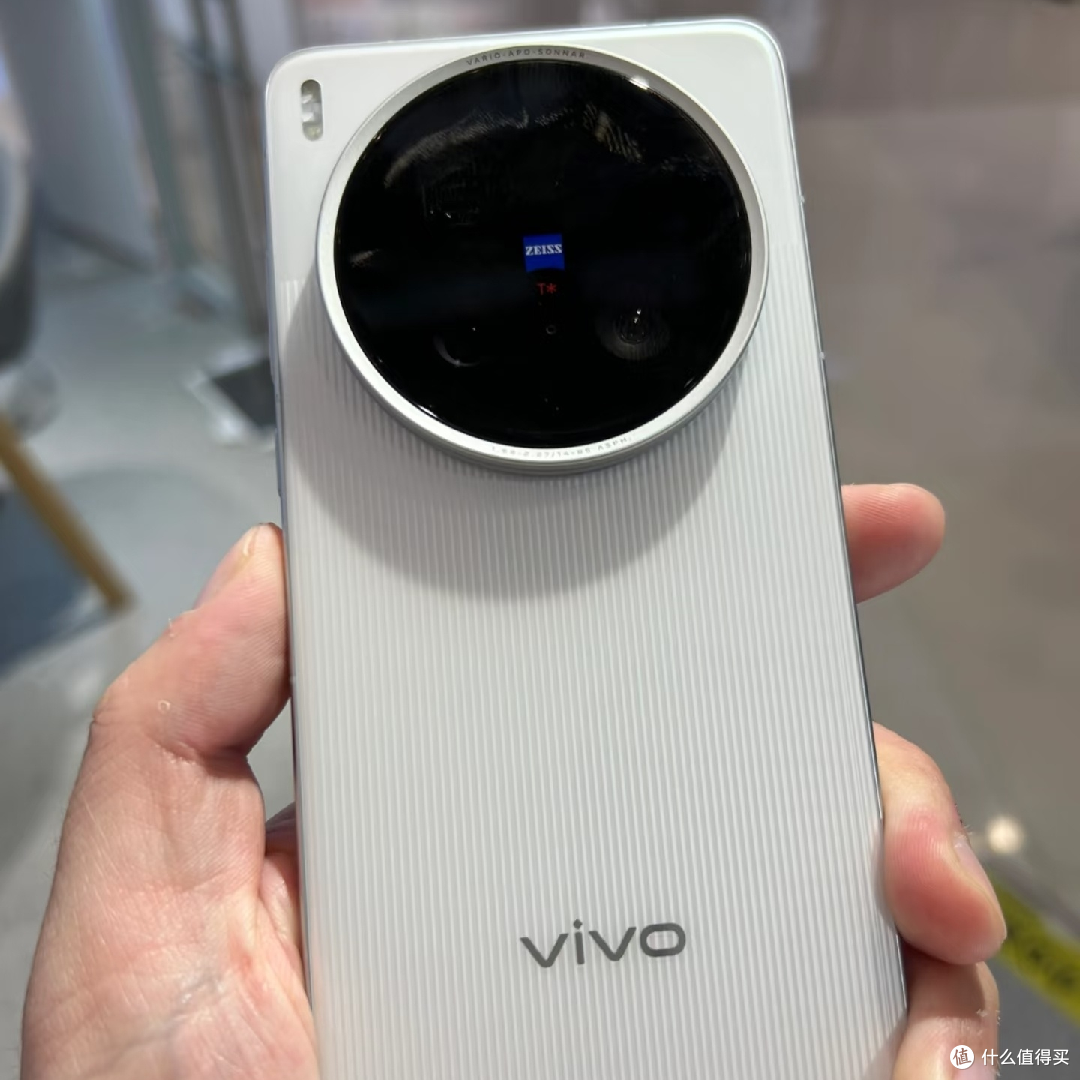 vivo x200ultra把玩,说说直观感受!