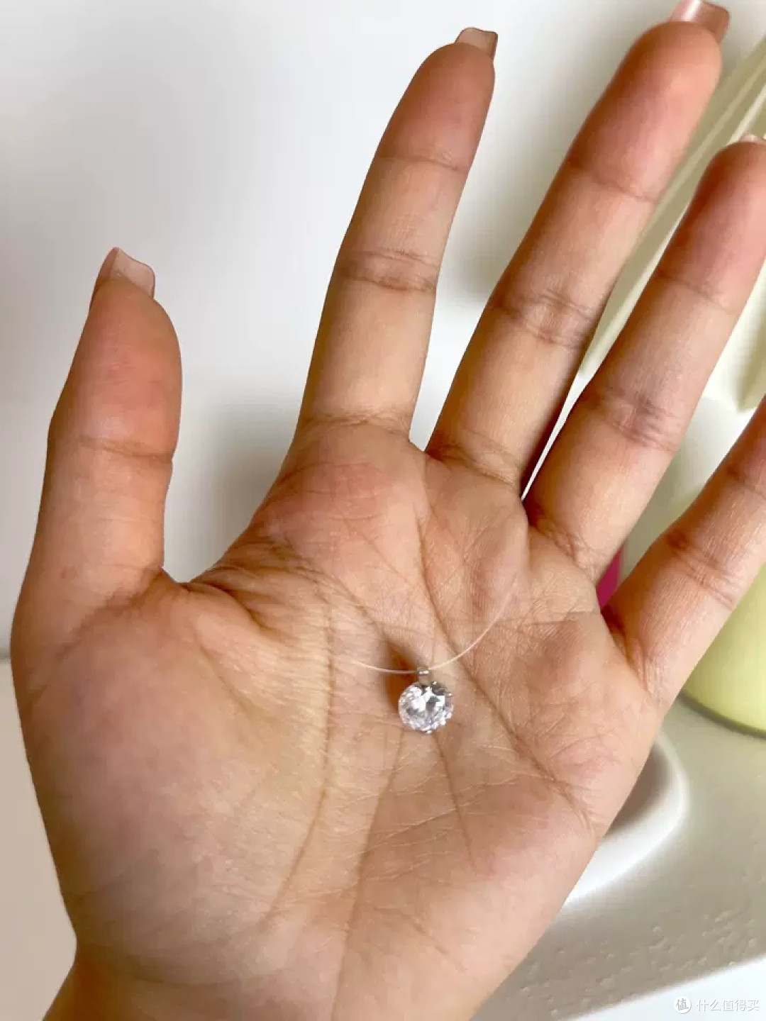 AGATHA 瑙嘉莎人鱼之泪项链:锁骨间的璀璨精灵