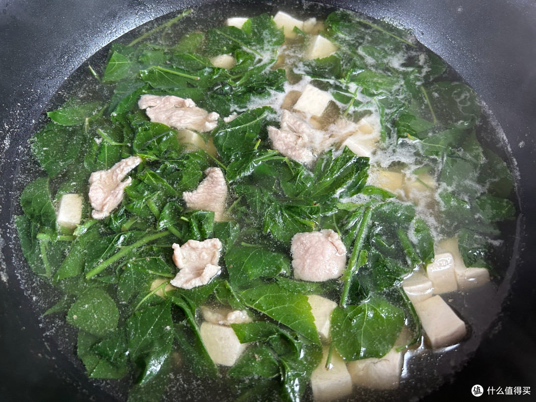 它是人参的“近亲”,天然的“降火菜”,入口回甘,喉咙很舒服
