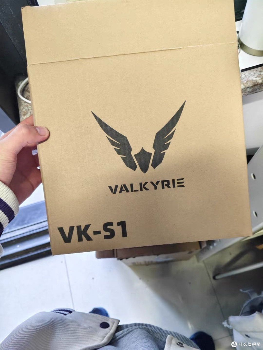 VALKYRIE VK S1游戏耳机:三模电竞利器,FPS玩家的听声辨位神器
