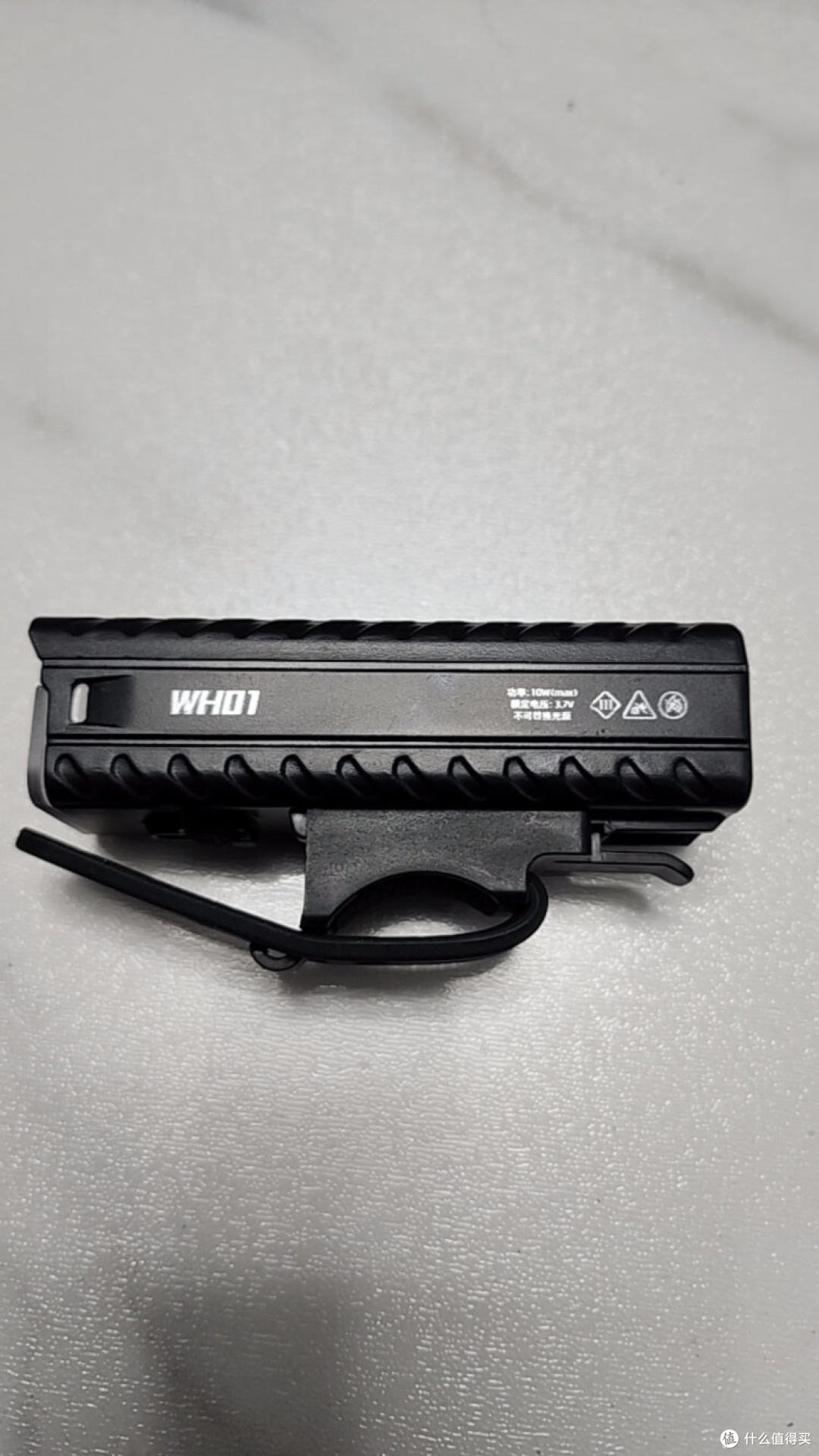 Warsun手电筒:照亮每一个瞬间的实用之选