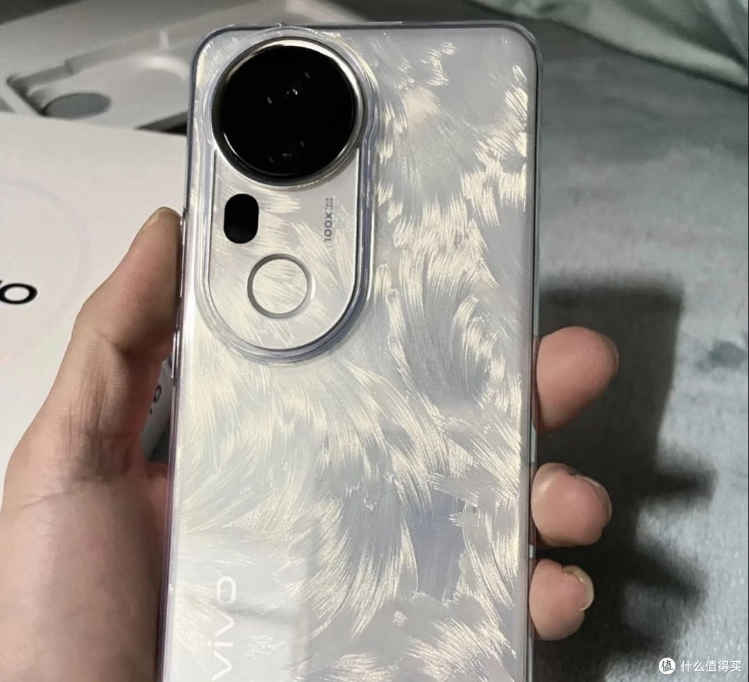 还有谁不知道vivo S20前置自带闪光灯