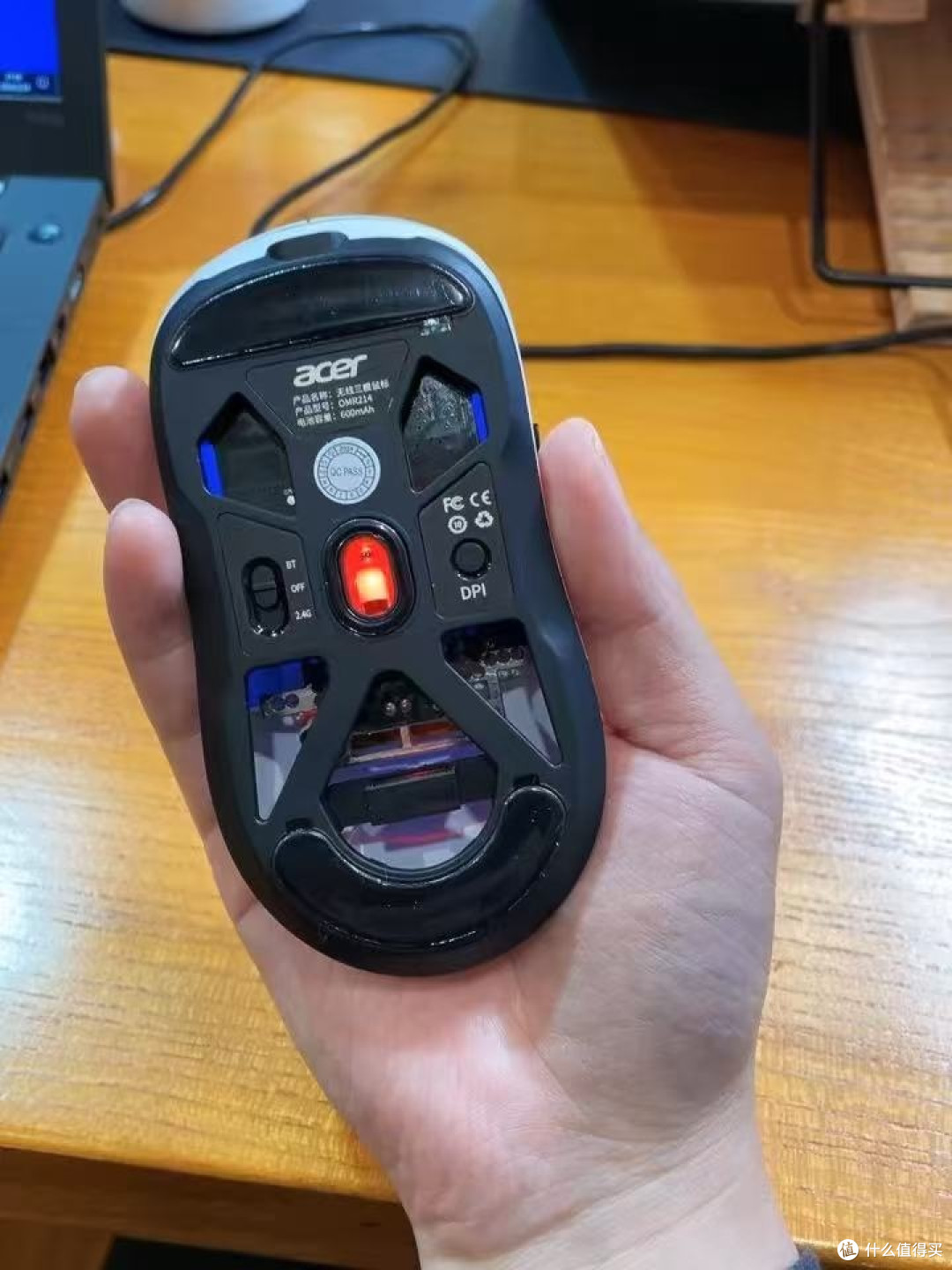 宏碁无线游戏鼠标:多模切换,为高强度使用量身定制
