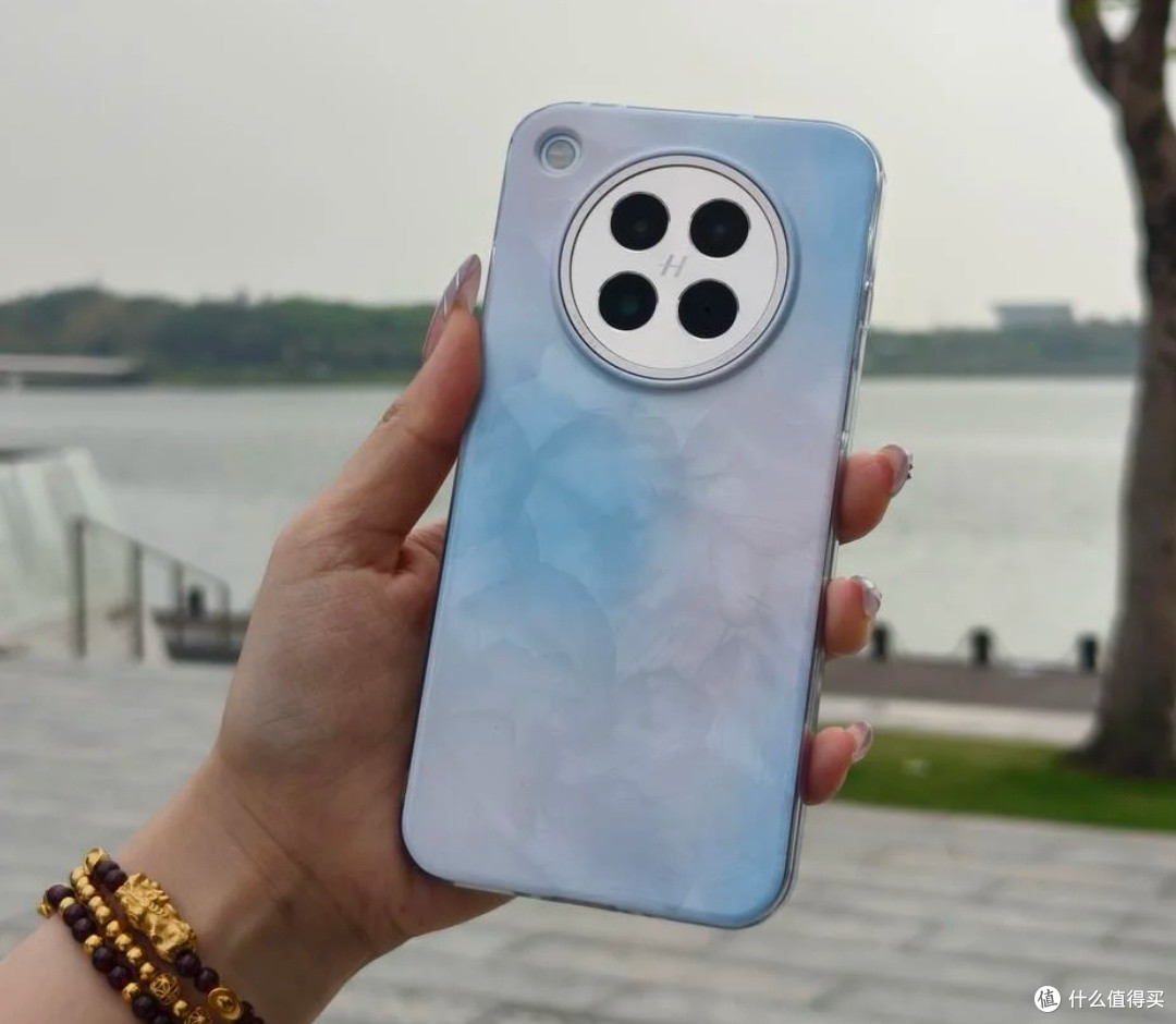 OPPO Find X8s：科技与美学交织的掌上臻品