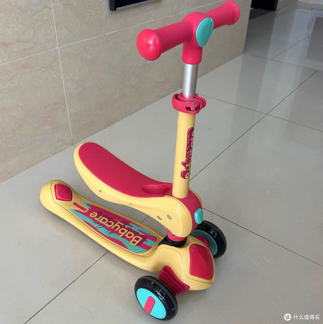 babycare儿童滑板车可坐可滑陪伴孩子快乐成长