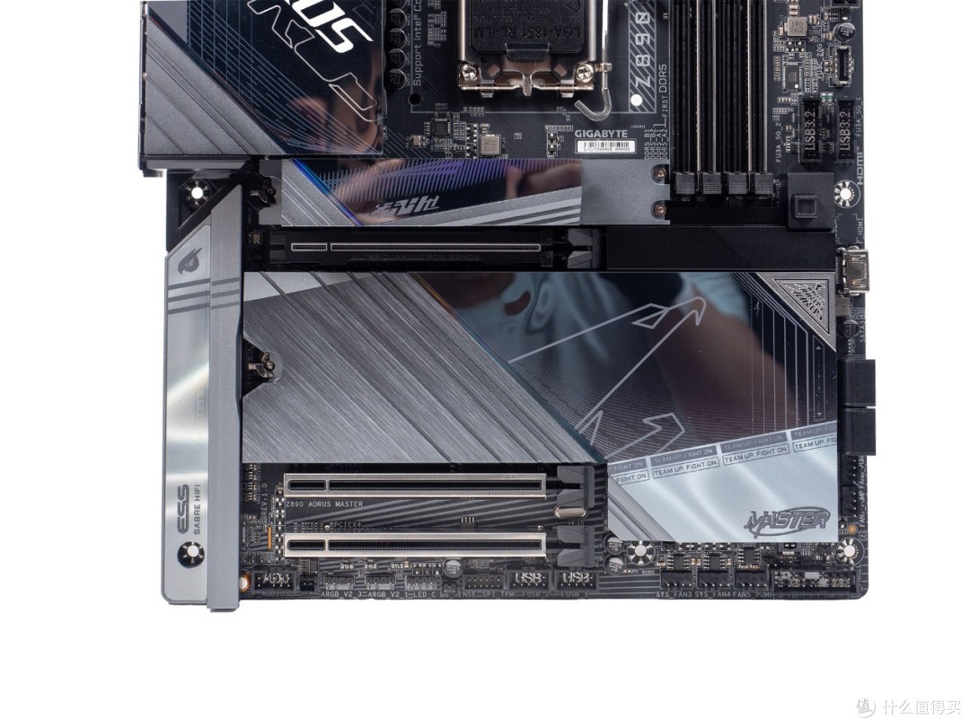Ultra 9 285K的最佳搭档：技嘉Z890 AORUS MASTER超级雕主板评测