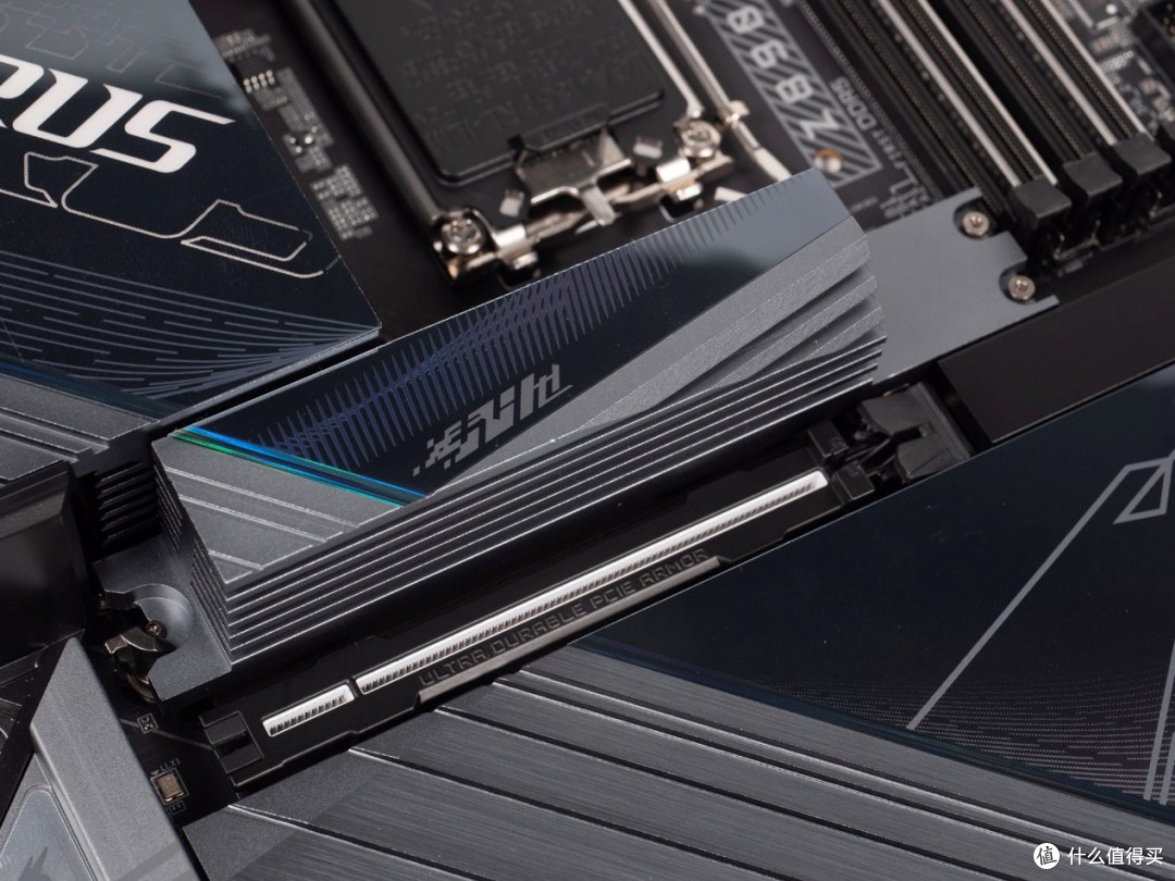 Ultra 9 285K的最佳搭档：技嘉Z890 AORUS MASTER超级雕主板评测