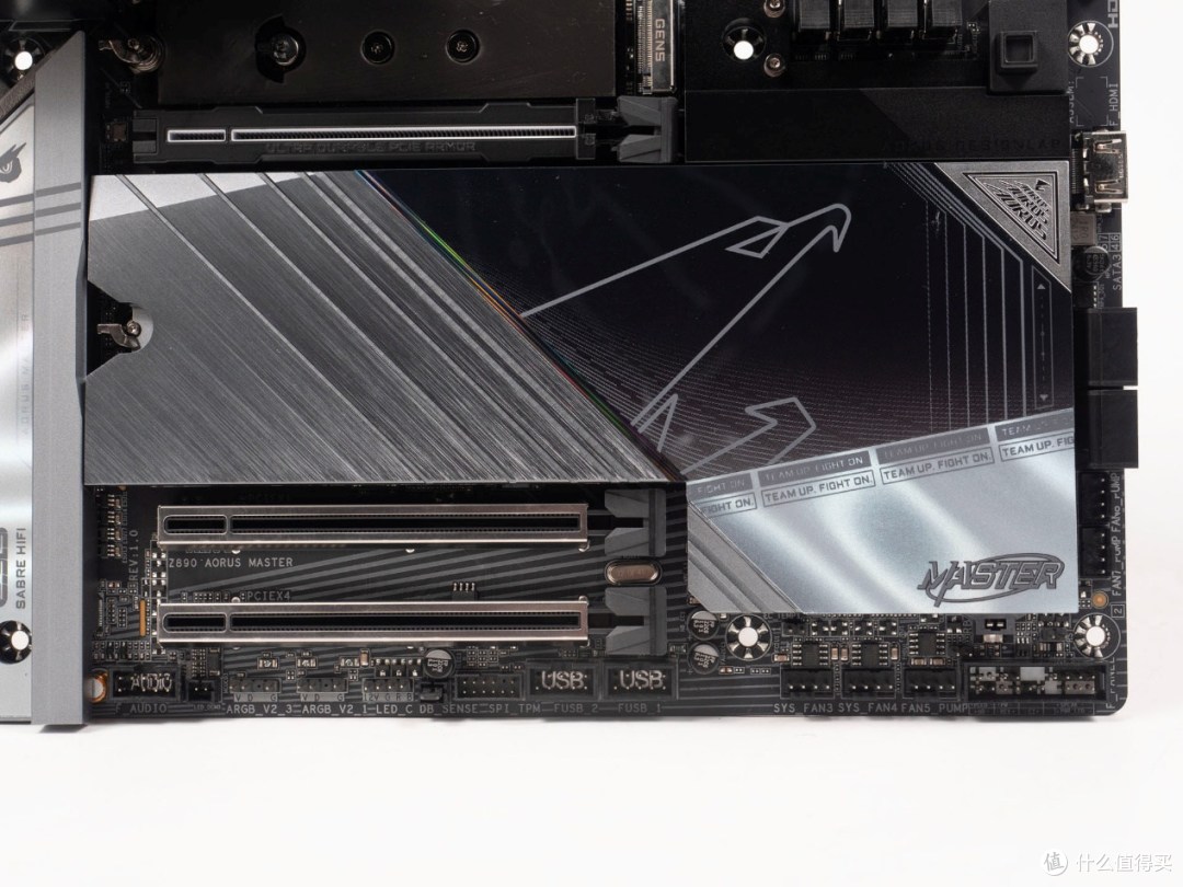 Ultra 9 285K的最佳搭档：技嘉Z890 AORUS MASTER超级雕主板评测