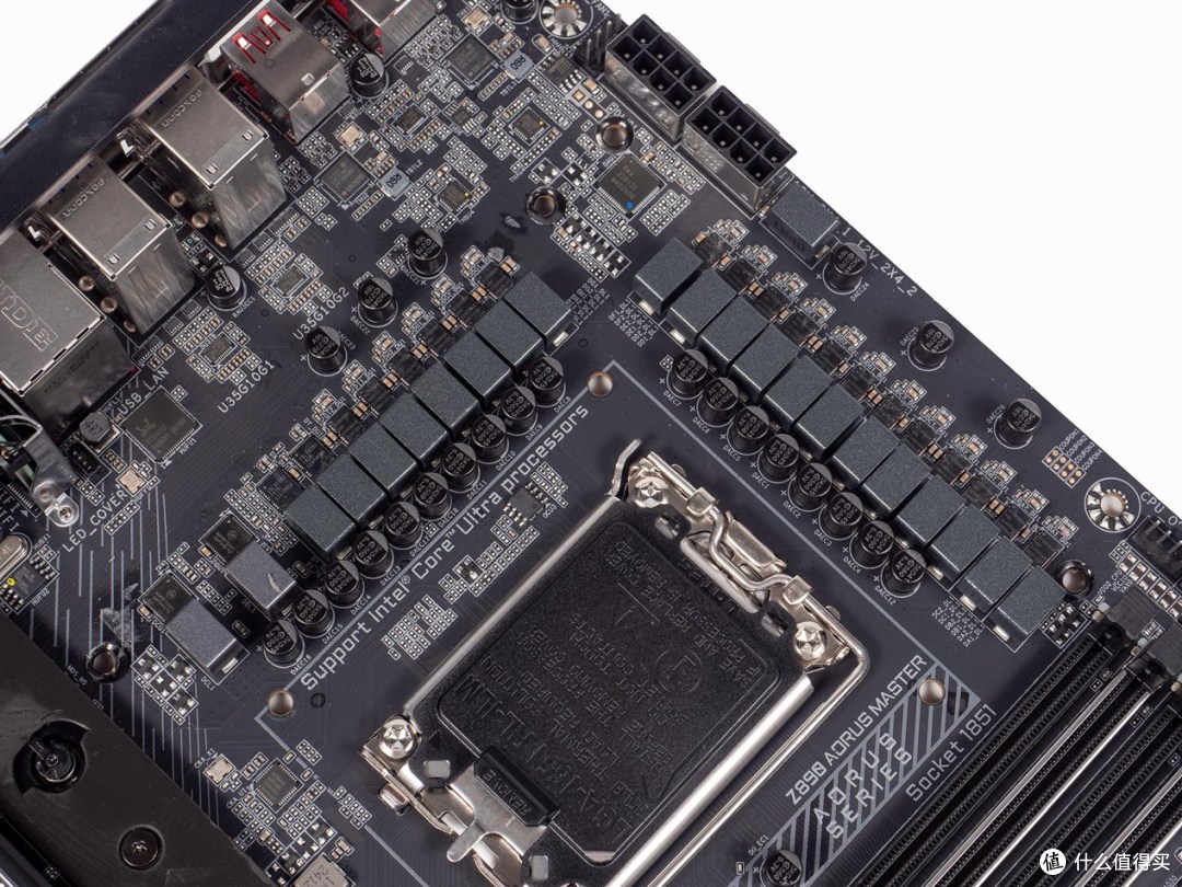 Ultra 9 285K的最佳搭档：技嘉Z890 AORUS MASTER超级雕主板评测