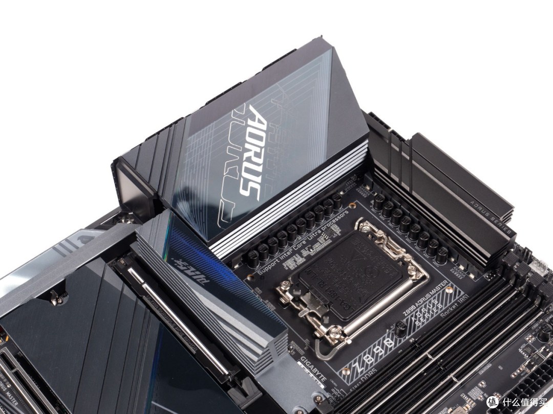 Ultra 9 285K的最佳搭档：技嘉Z890 AORUS MASTER超级雕主板评测