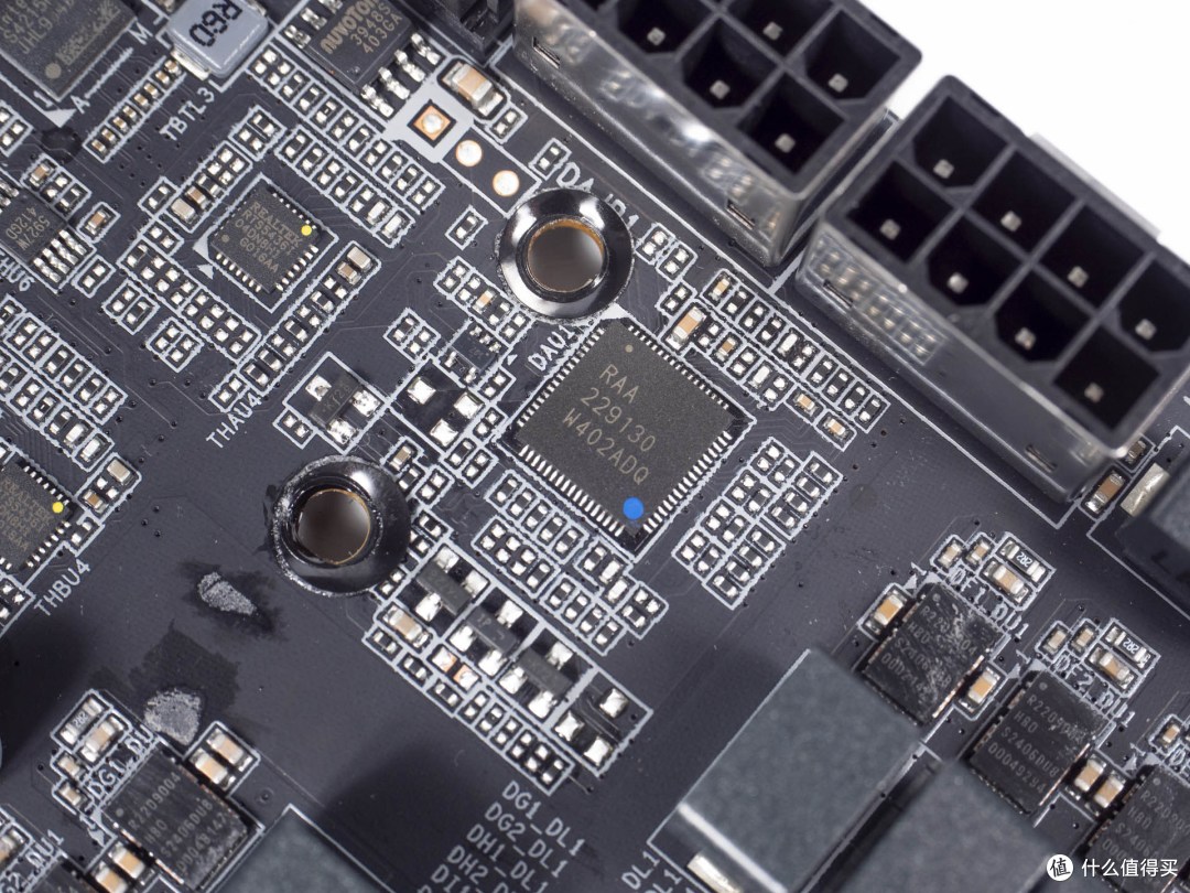 Ultra 9 285K的最佳搭档：技嘉Z890 AORUS MASTER超级雕主板评测