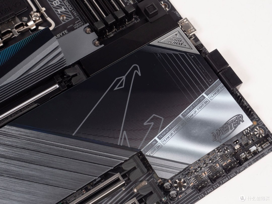 Ultra 9 285K的最佳搭档：技嘉Z890 AORUS MASTER超级雕主板评测