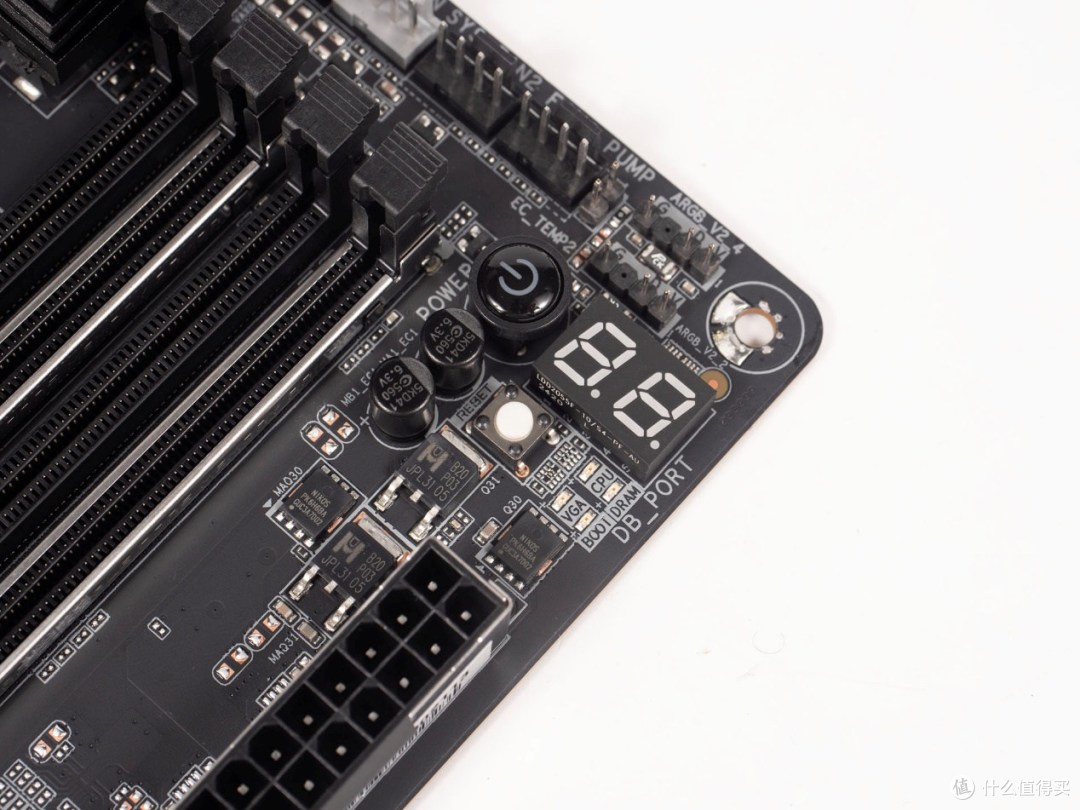Ultra 9 285K的最佳搭档：技嘉Z890 AORUS MASTER超级雕主板评测