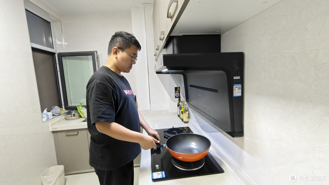 从油烟到净烟:小米净烟机天王星S2的体验之旅