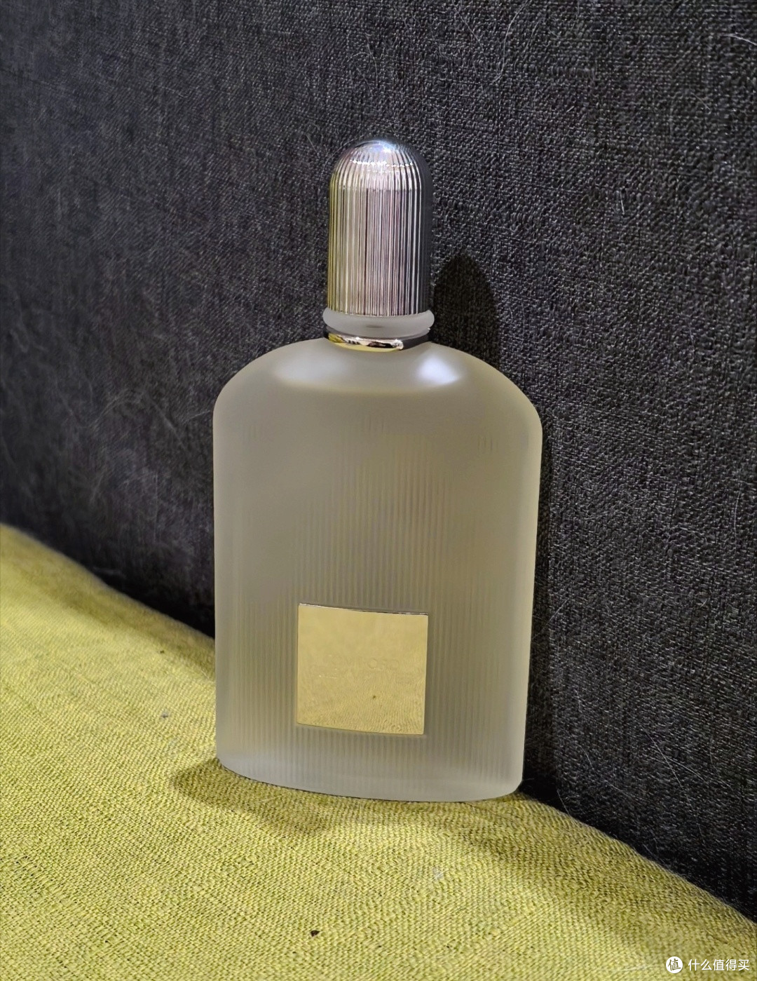 木质调绅士香氛:TOM FORD 灰色香根草 男士香水