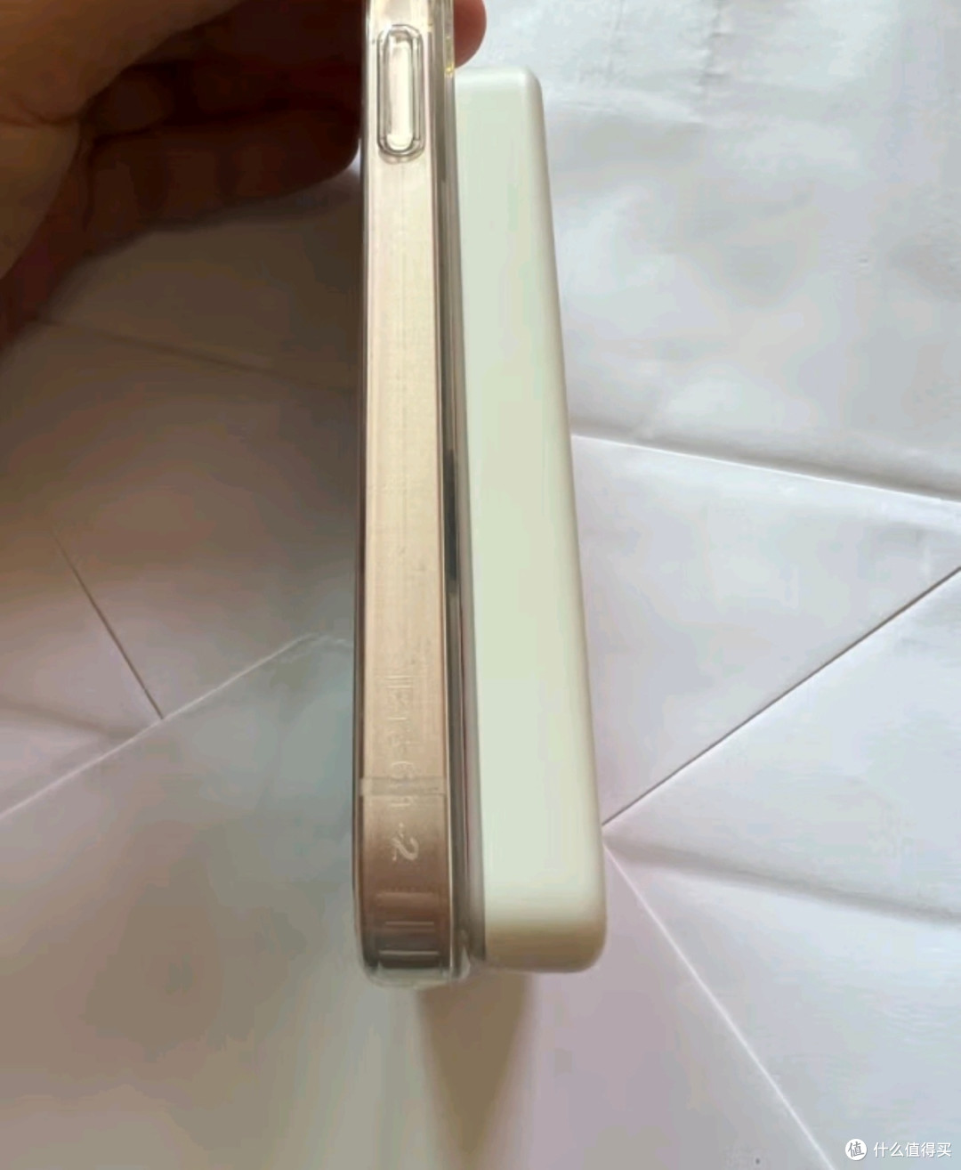 小米磁吸充电宝5000毫安使用体验:轻巧随行的电量保障