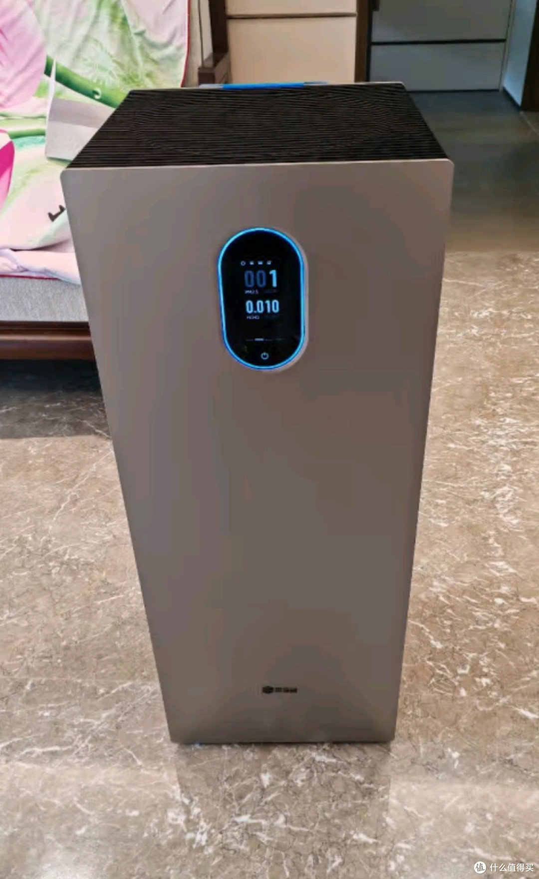 352智能AI空气净化器Z90，净化效果显著