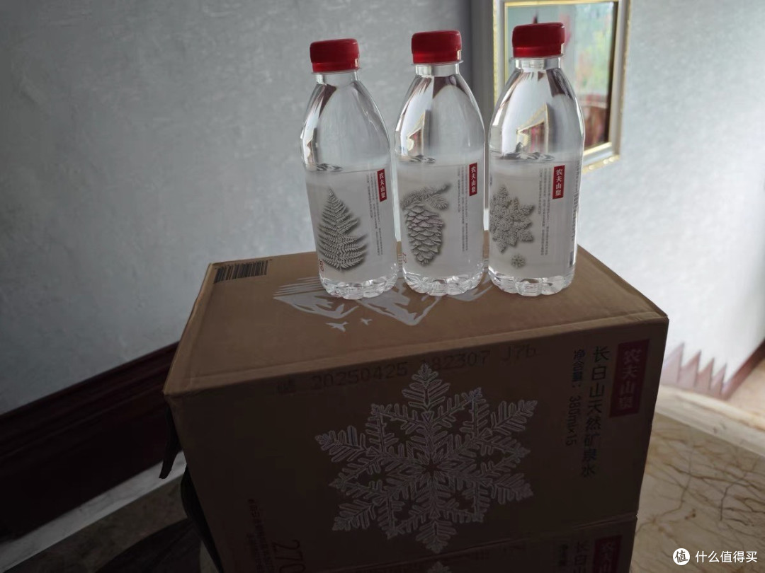 农夫山泉长白山天然矿泉水:30年冰雪淬炼的自然馈赠