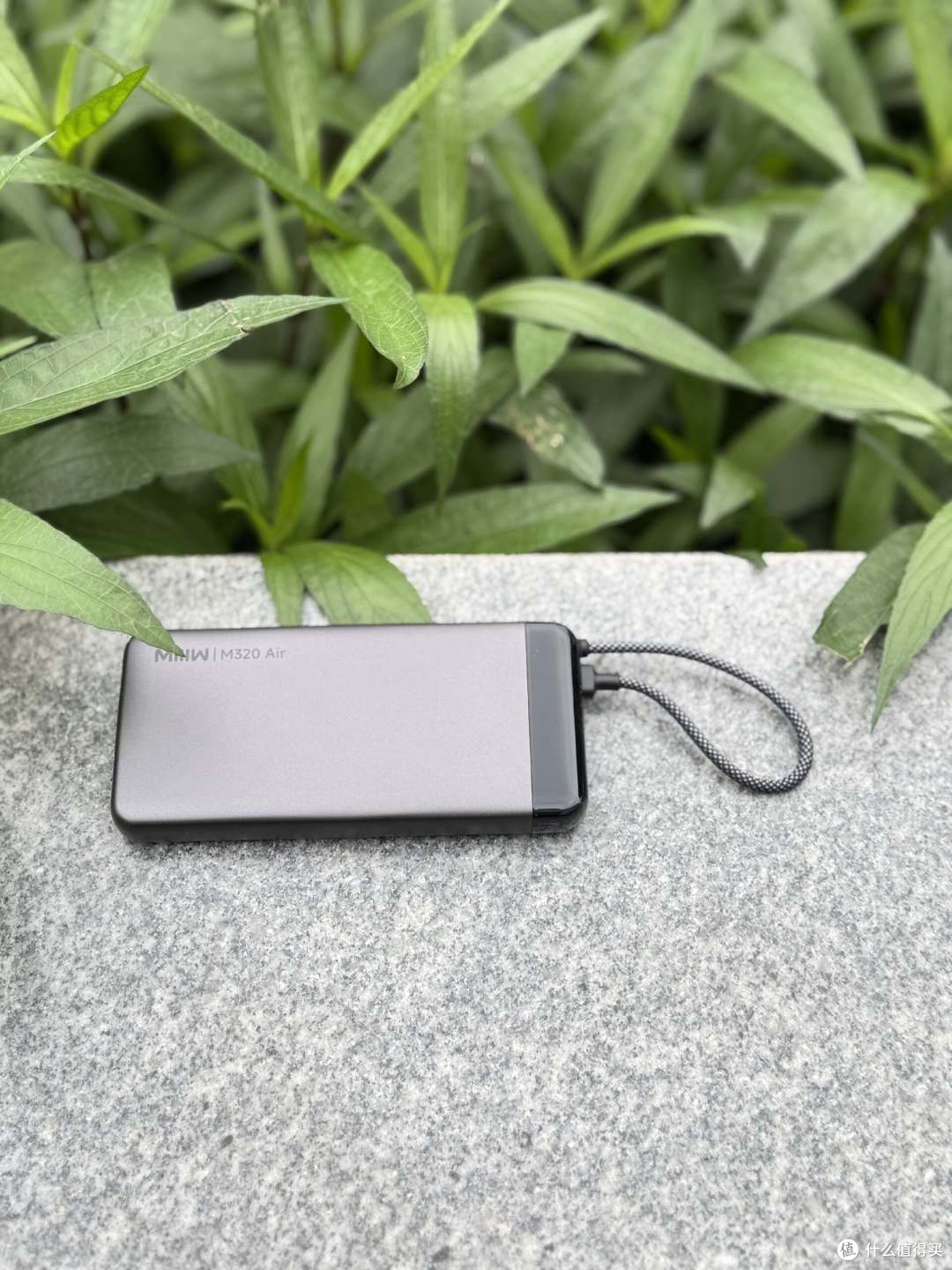 小身材蕴含大能量,让你告别电量焦虑,小米米物超薄充电宝