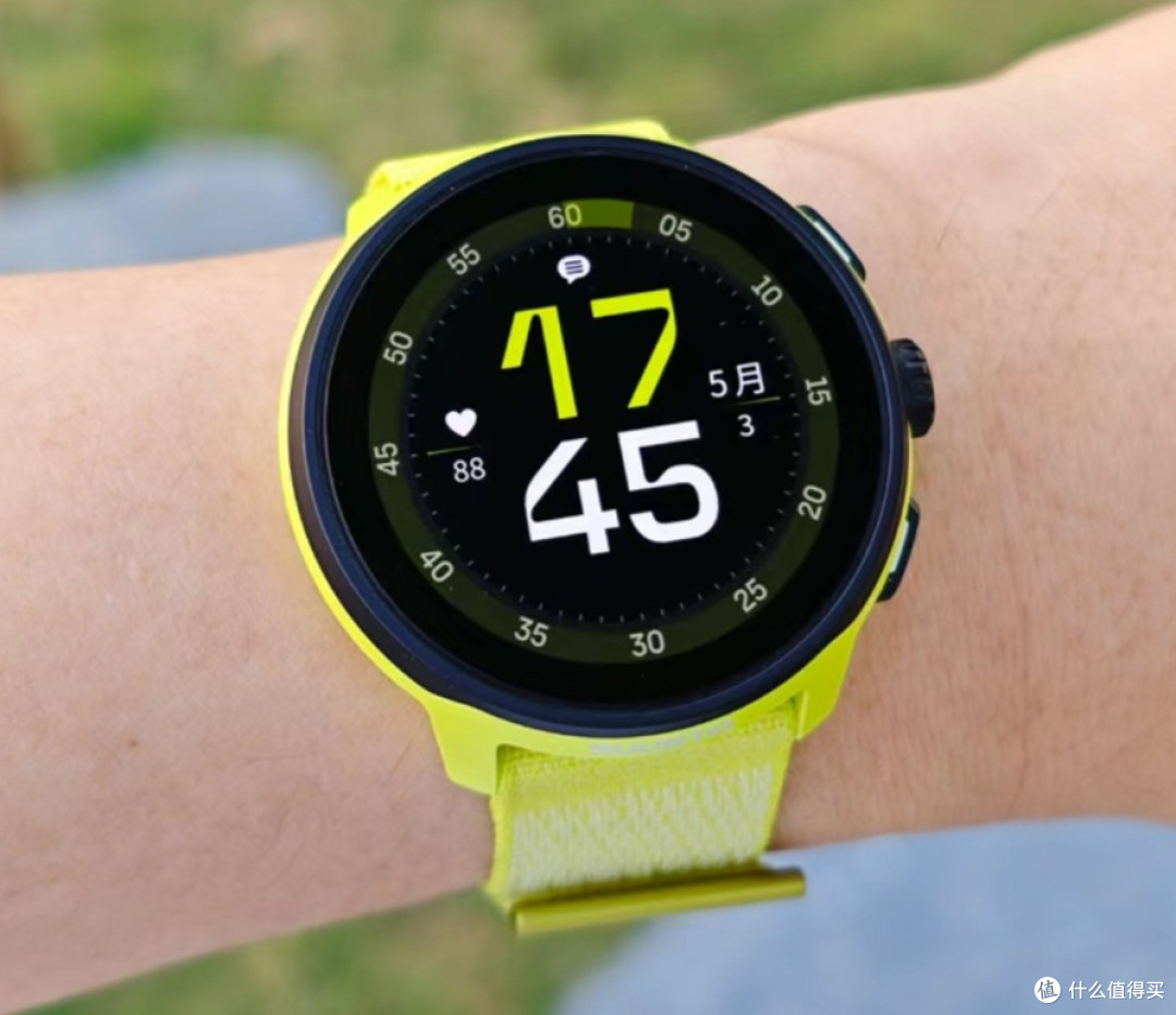 颂拓首款专业跑表SUUNTO RUN发布