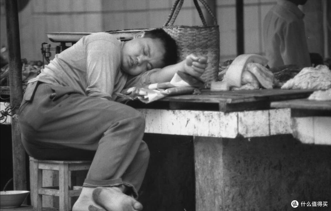 上世纪六七十年代,一日三餐吃什么?看完才知道,能活着就不错了