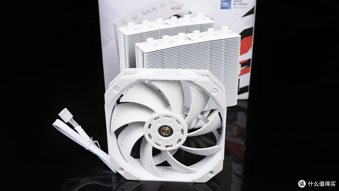 2K全能游戏&纯白无光鱼缸,9800X3D+七彩虹B850I+RTX 5060 Ti装机