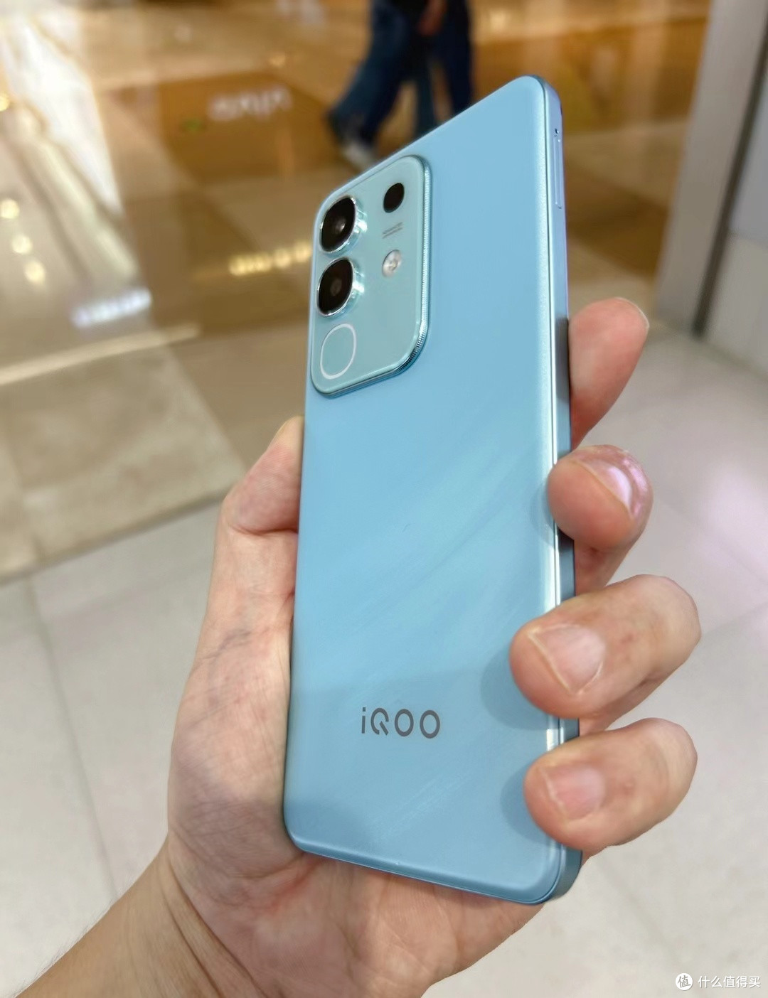iQOO Z10X：千元机的续航与性能新贵，值不值得冲？