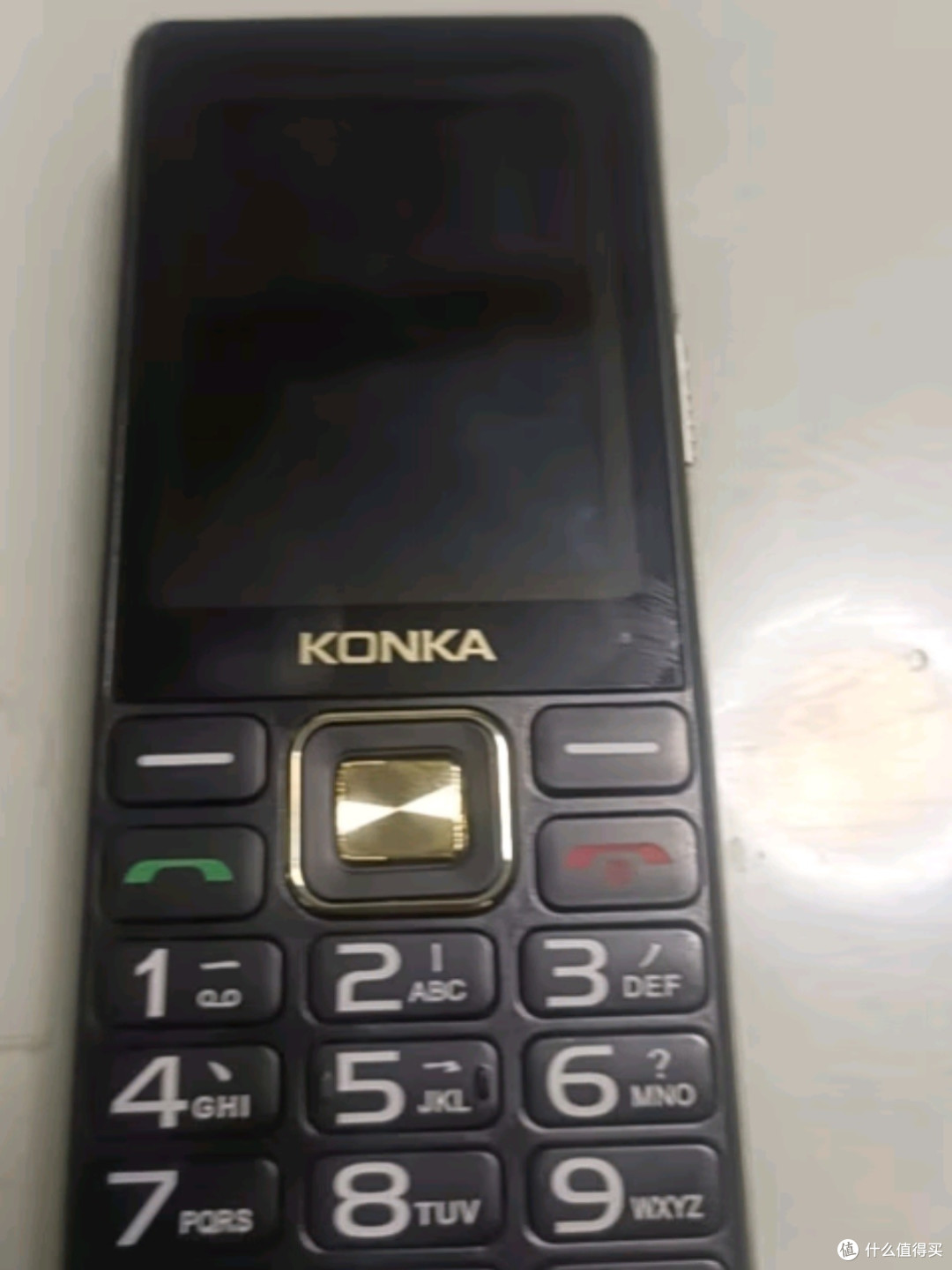 康佳星辰黑4G全网通老年机:适老化设计的标杆之作