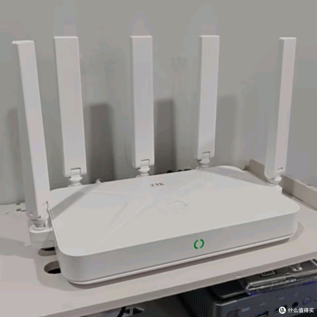 中兴巡天BE5100Pro+无线路由器:自研10核芯片引领WiFi7新时代