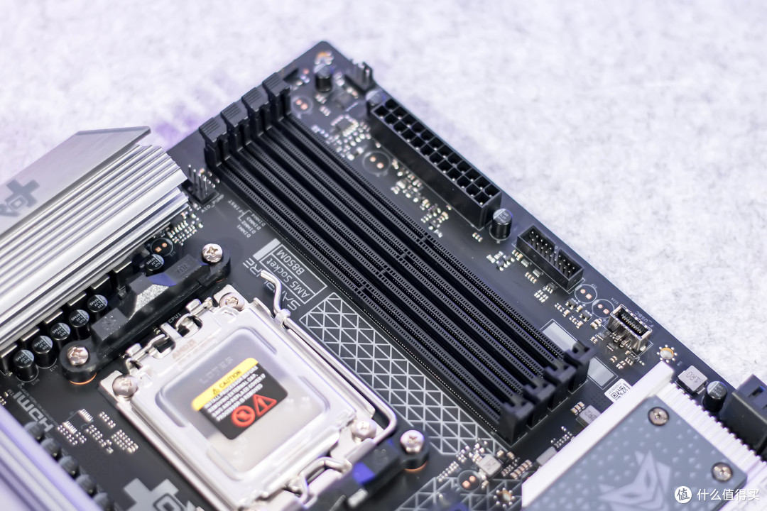 9950X3D+蓝宝石氮动B850M+RX 9070XT氮动，搭建3A高阶游戏平台