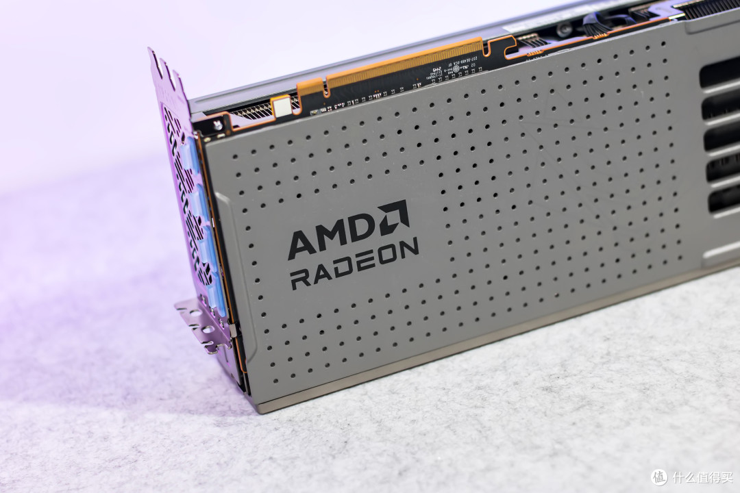 9950X3D+蓝宝石氮动B850M+RX 9070XT氮动，搭建3A高阶游戏平台