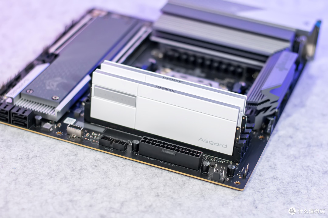 9950X3D+蓝宝石氮动B850M+RX 9070XT氮动，搭建3A高阶游戏平台